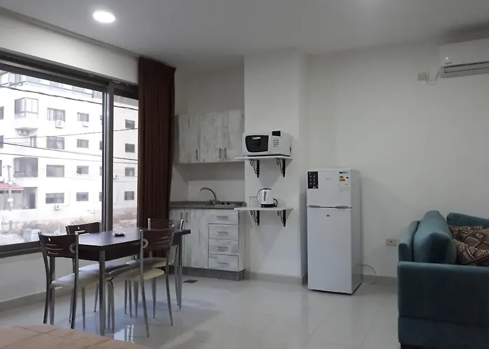 Furnished Apartments Near Mcdonald\'S Al-Madina Al-Monawara St