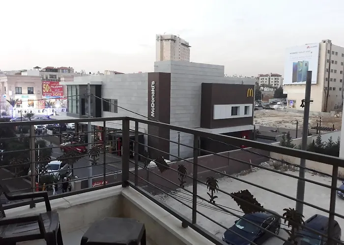 Furnished Apartments Near Mcdonald\'S Al-Madina Al-Monawara St